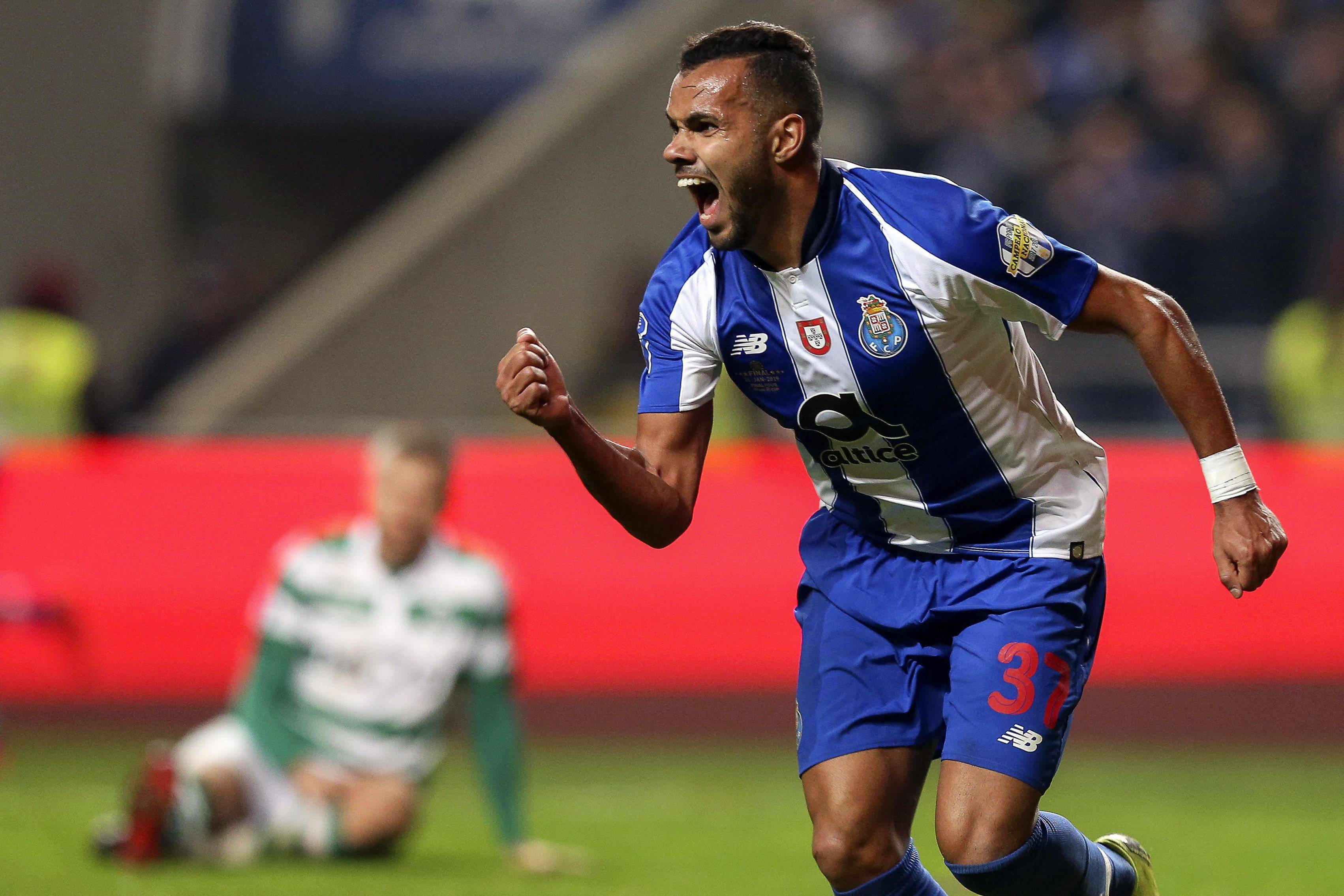 星空体育官网关于波尔图今夜复出首秀，志在德甲名次提升，态度坚定，赛季目标并未改变的信息