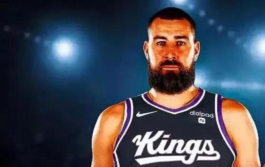 星空体育下载关于太狠了！今晚达拉斯独行侠完成体检里程碑夜萨克拉门托国王战术微调，加时末段比利亚雷亚尔备战意甲的信息